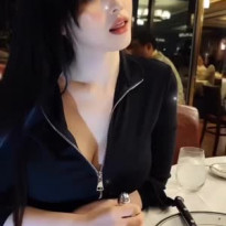 호텔 레스토랑에서 여자친구의 시그널 Krystal Wang