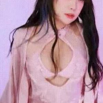 BJ 퀸다미 흔들어 주는 핑크 슬립 핑크 팬티 가슴 엉덩이