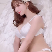 천사가 된 미카미 유아 화이트 란제리 몸매